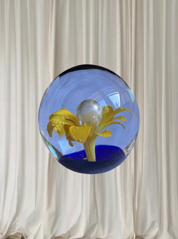 Caithness Glass Paperweight - Handcrafted Gold Leaf Flower Design - Image 1