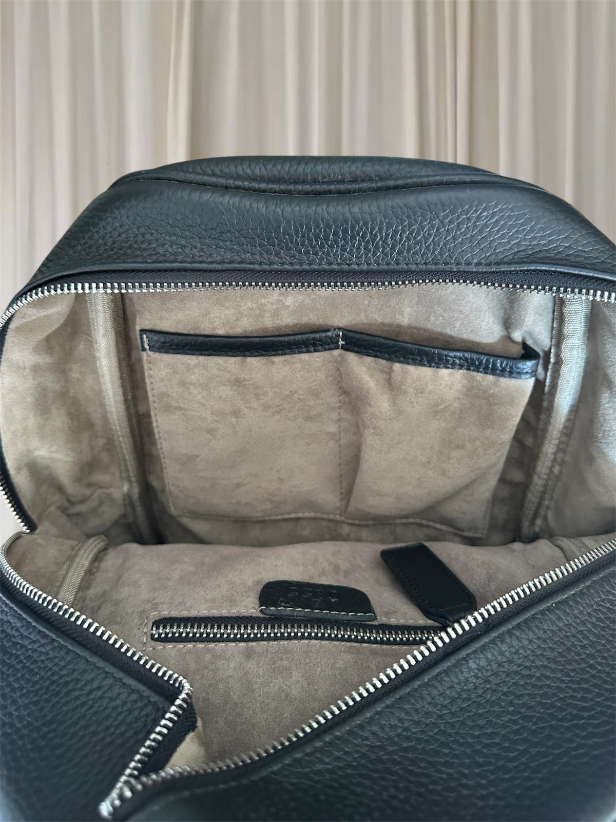 0855 Black Leather Backpack