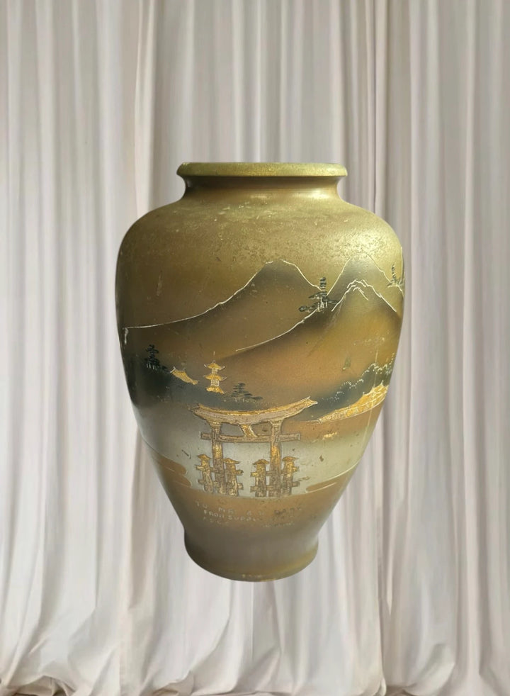 Vintage Hiroshima Japanese Ceramic Vase - Rare Gold Painted Collectible - Image 1