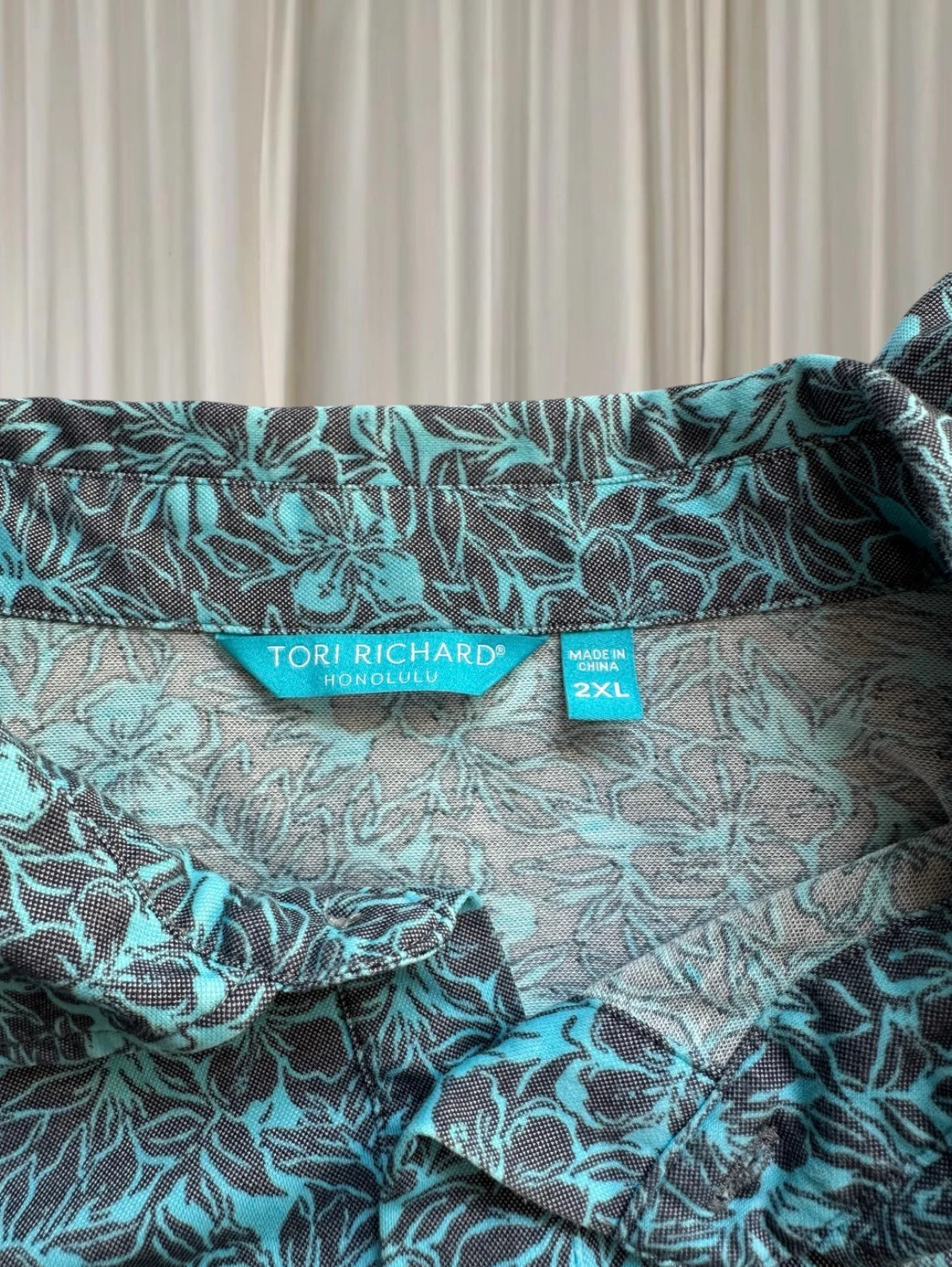 Tori Richard Honolulu Polo Shirt - Vintage Blue Grey Hibiscus Floral Print - Image 7