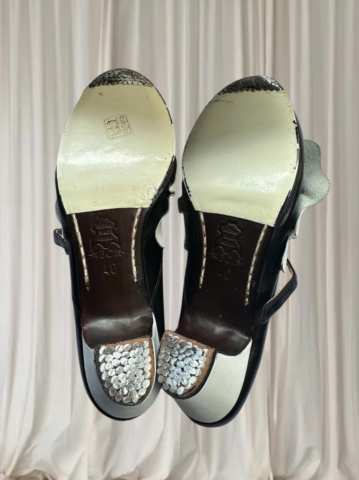 Begona Cervera Flamenco Dance Shoes - Black and Cream Leather Mary Janes - Image 6