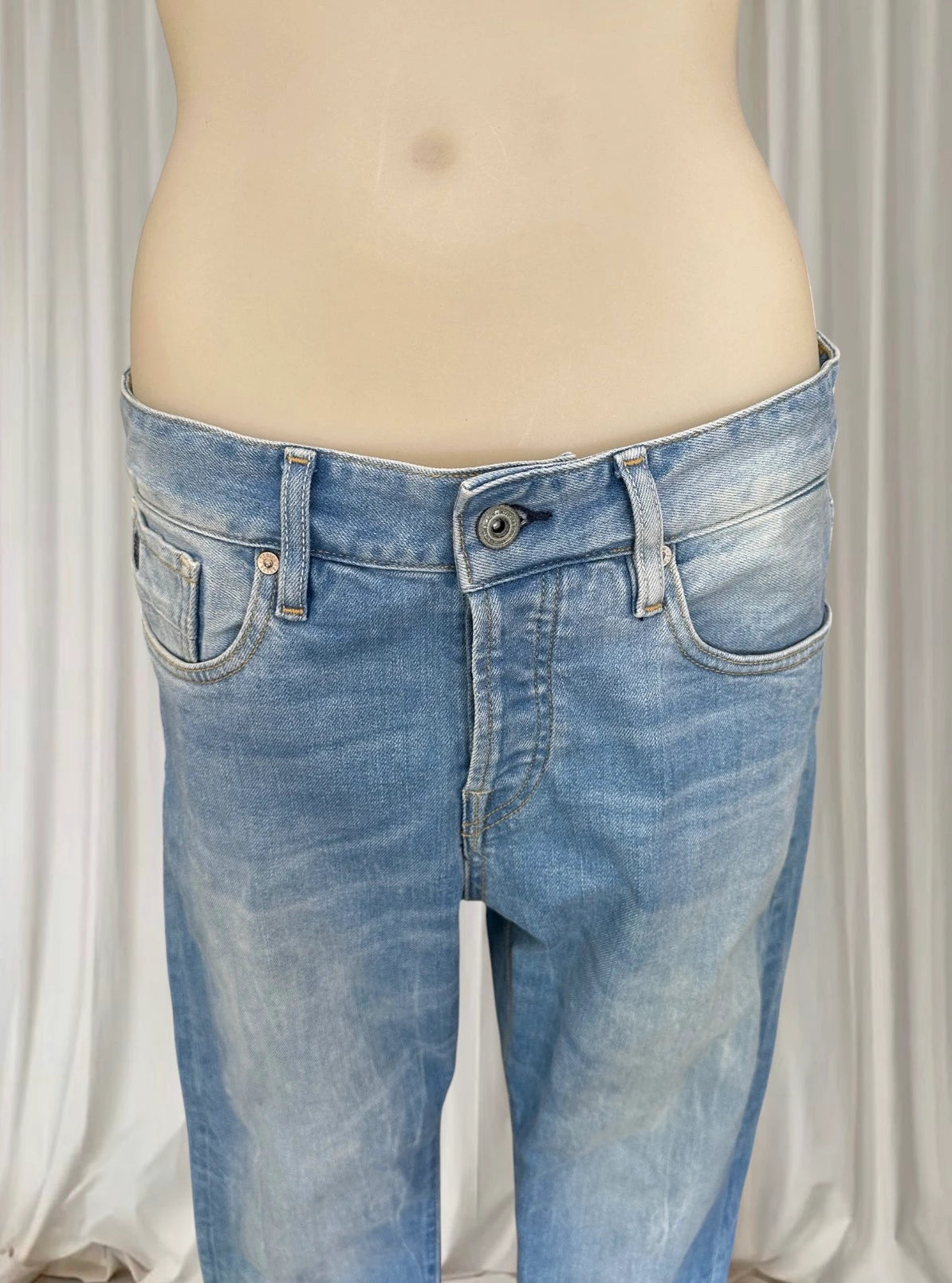 Scotch & Soda Women's Denim Jeans - Flattering Light Wash Fit - Image 3