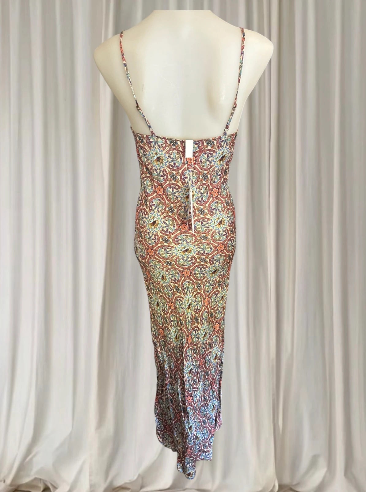 Tigerlily Monarch Dixie Midi Slip Dress - Elegant Printed Silhouette - Image 5