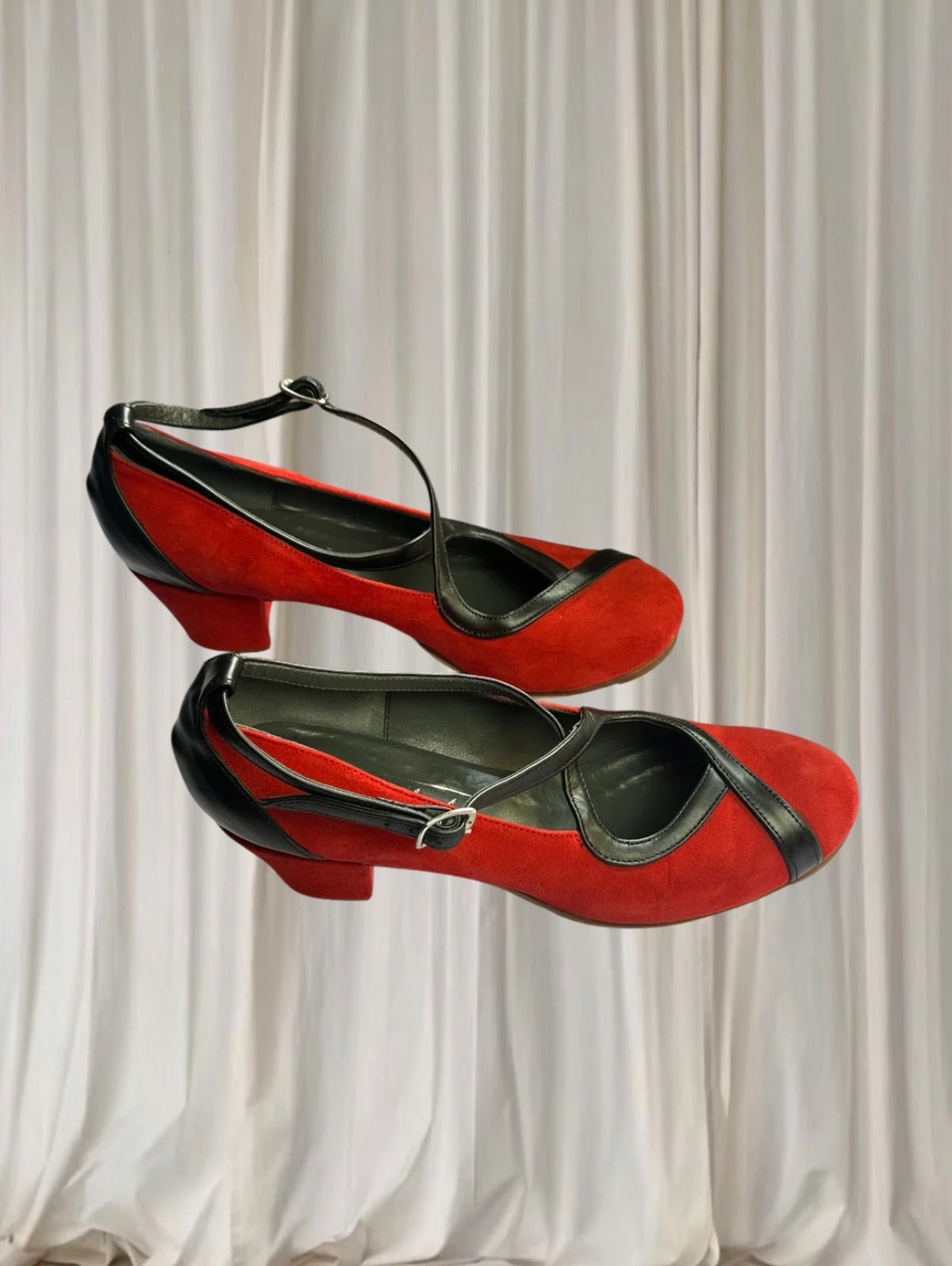 Gallardo Flamenco Dance Shoes - Red Suede and Black Leather T-Strap Heels - Image 2