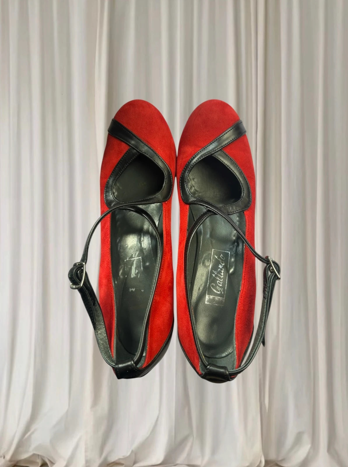 Gallardo Flamenco Dance Shoes - Red Suede and Black Leather T-Strap Heels - Image 6