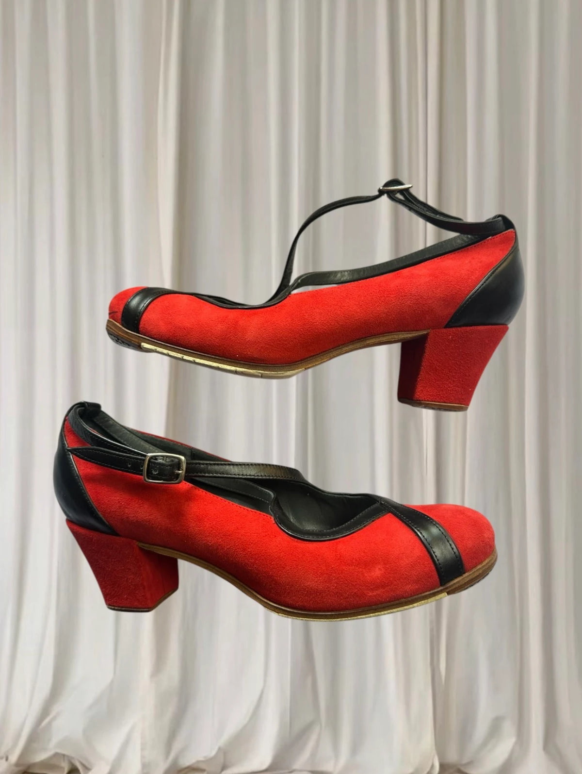 Gallardo Flamenco Dance Shoes - Red Suede and Black Leather T-Strap Heels - Image 3