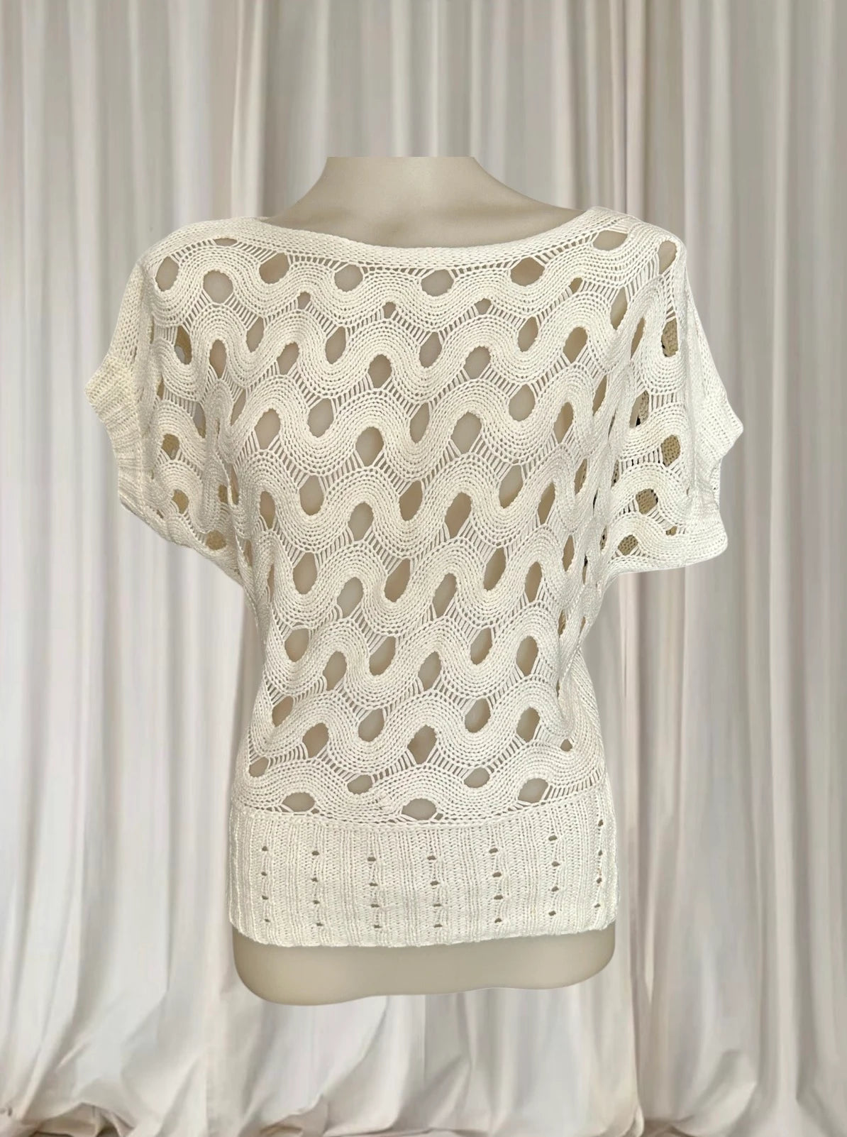 Teasel Cream Open Knit Wave Pattern Short Sleeve Sweater - Size 8 - Image 1