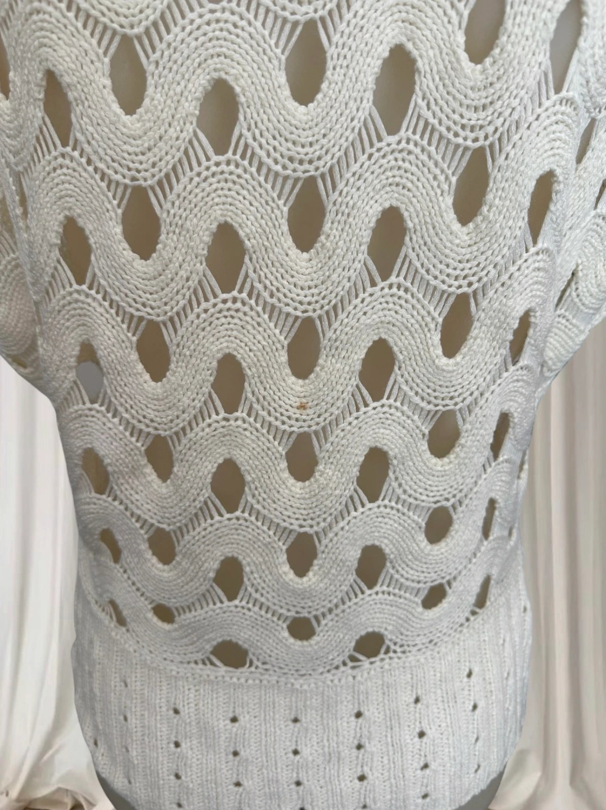 Teasel Cream Open Knit Wave Pattern Short Sleeve Sweater - Size 8 - Image 7