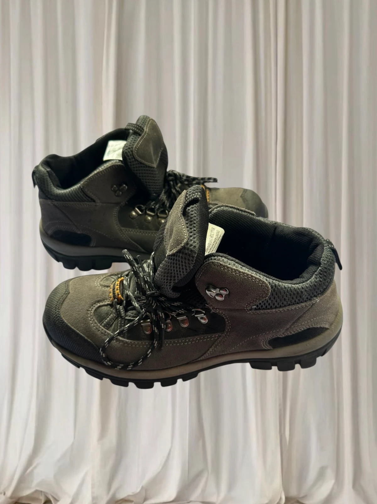 Hi-Tec Altitude Lite Mid Hiking Boots - Durable Waterproof Mens Footwear - Image 2