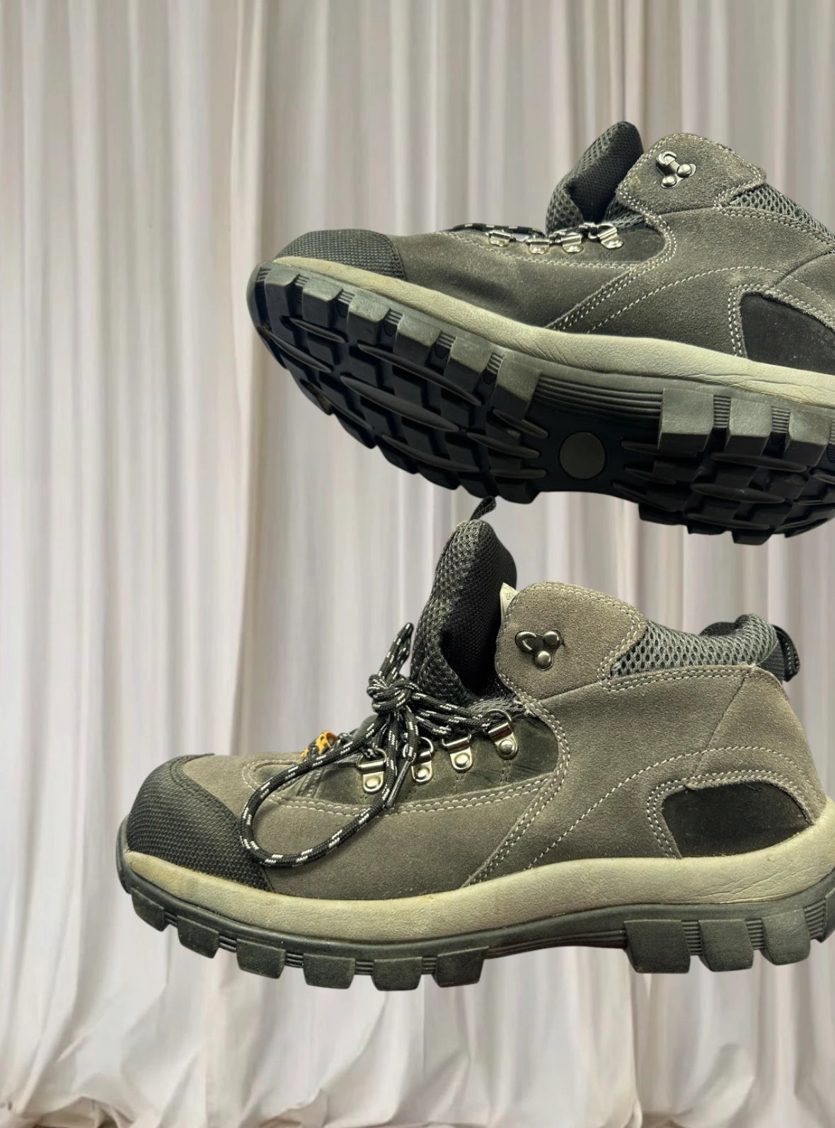 Hi-Tec Altitude Lite Mid Hiking Boots - Durable Waterproof Mens Footwear - Image 5