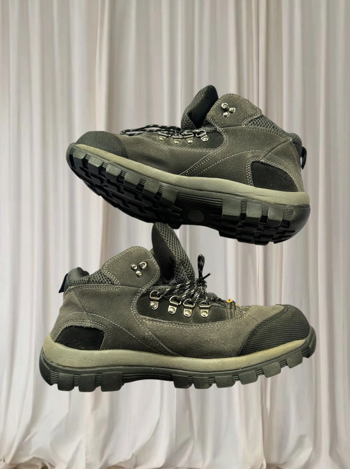 Hi-Tec Altitude Lite Mid Hiking Boots - Durable Waterproof Mens Footwear - Image 1