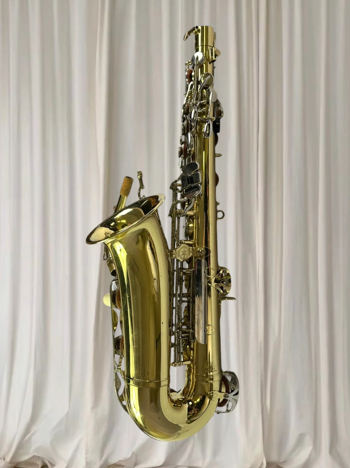Yamaha AS-100 Alto Saxophone - Professional Quality Instrument with Hard Case - Image 6