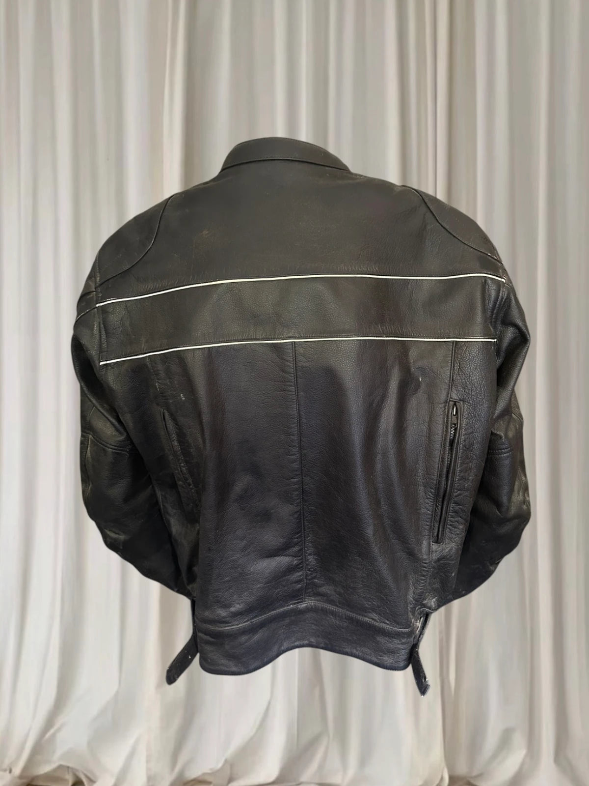 Torque Men's Leather Motorcycle Jacket - Black With White Piping - Image 4