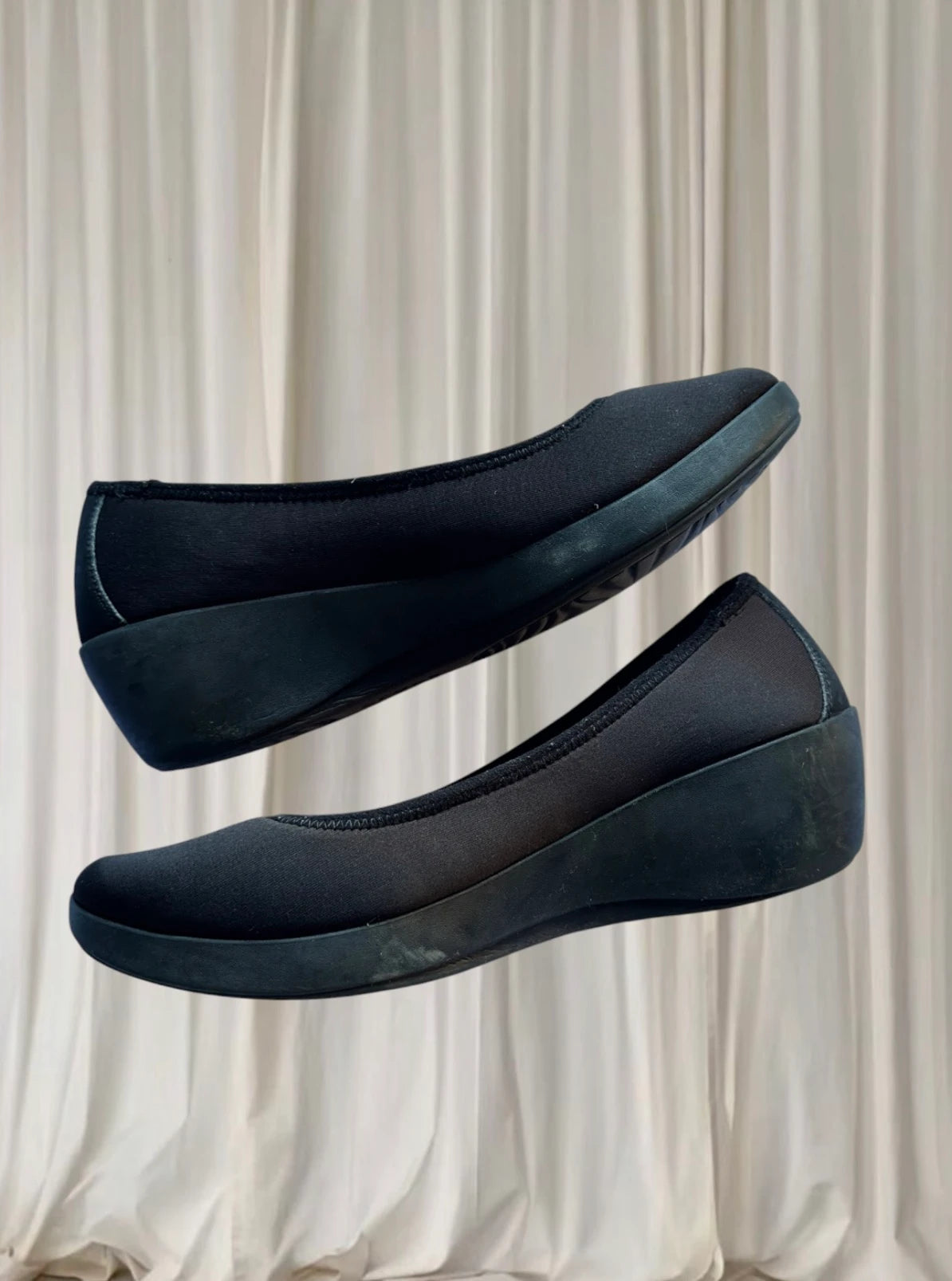 Crocs Women's Dual Comfort Flats - Comfortable Black Slip-On Shoes - Image 5