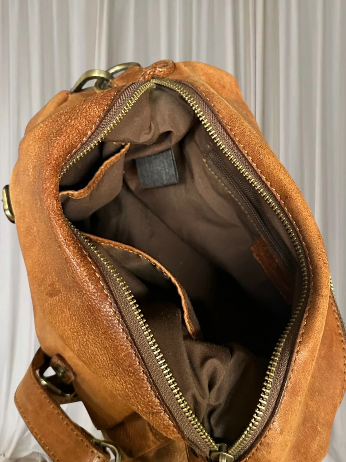 Colarado Leather Crossbody Bag - Vintage Brown Genuine Leather - Image 4