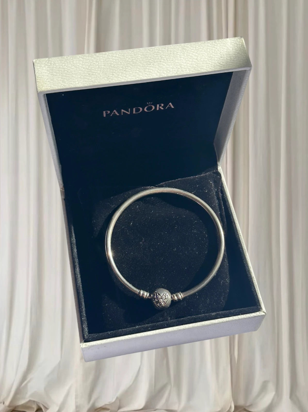 Pandora Moments Silver Bangle - Pavé Heart Clasp Bracelet - Image 2