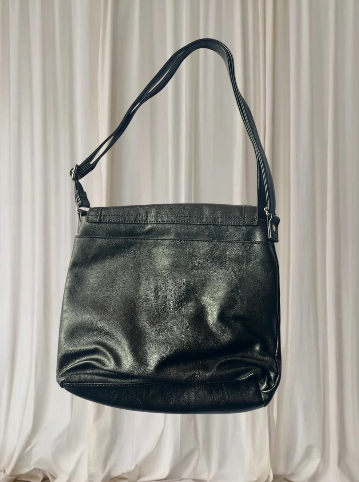 Relic By Fossil Black Leather Flap Crossbody Bag - Versatile Everyday Purse - Image 3