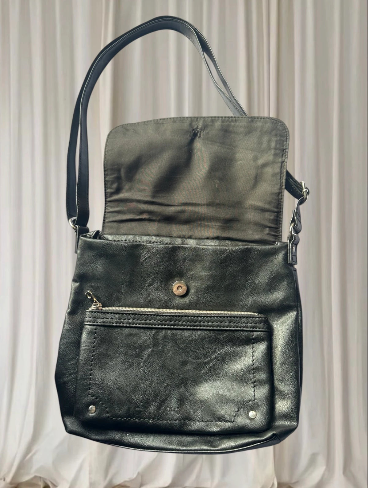 Relic By Fossil Black Leather Flap Crossbody Bag - Versatile Everyday Purse - Image 4