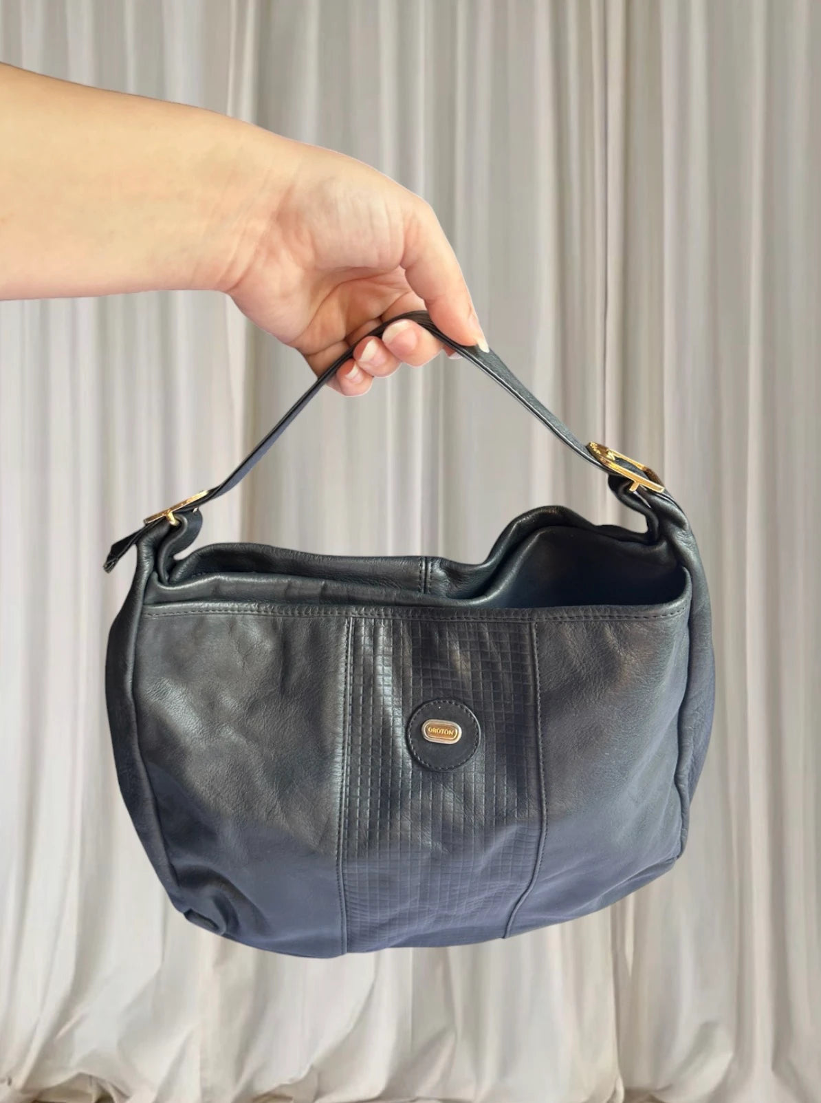 Oroton Shoulder Bag - Vintage Black Leather With Gold Tone Hardware - Image 2