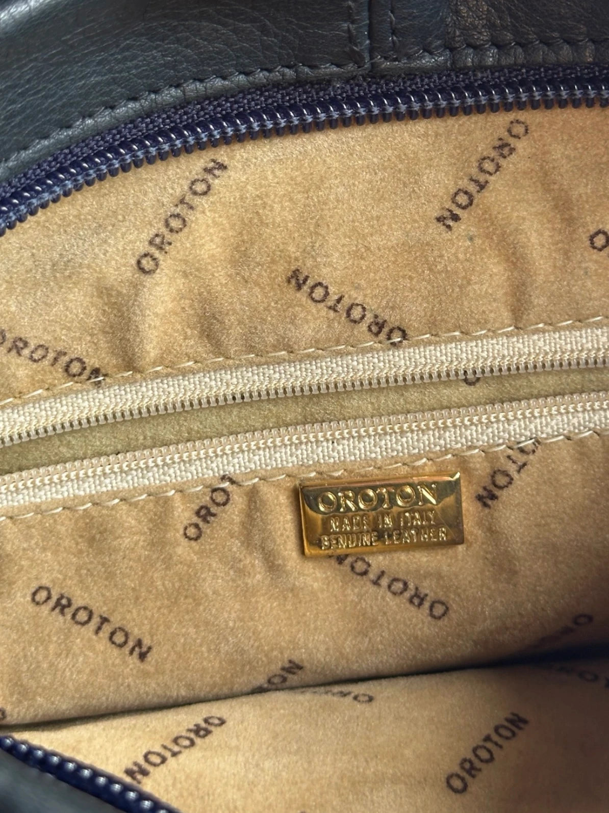 Oroton Shoulder Bag - Vintage Black Leather With Gold Tone Hardware - Image 6