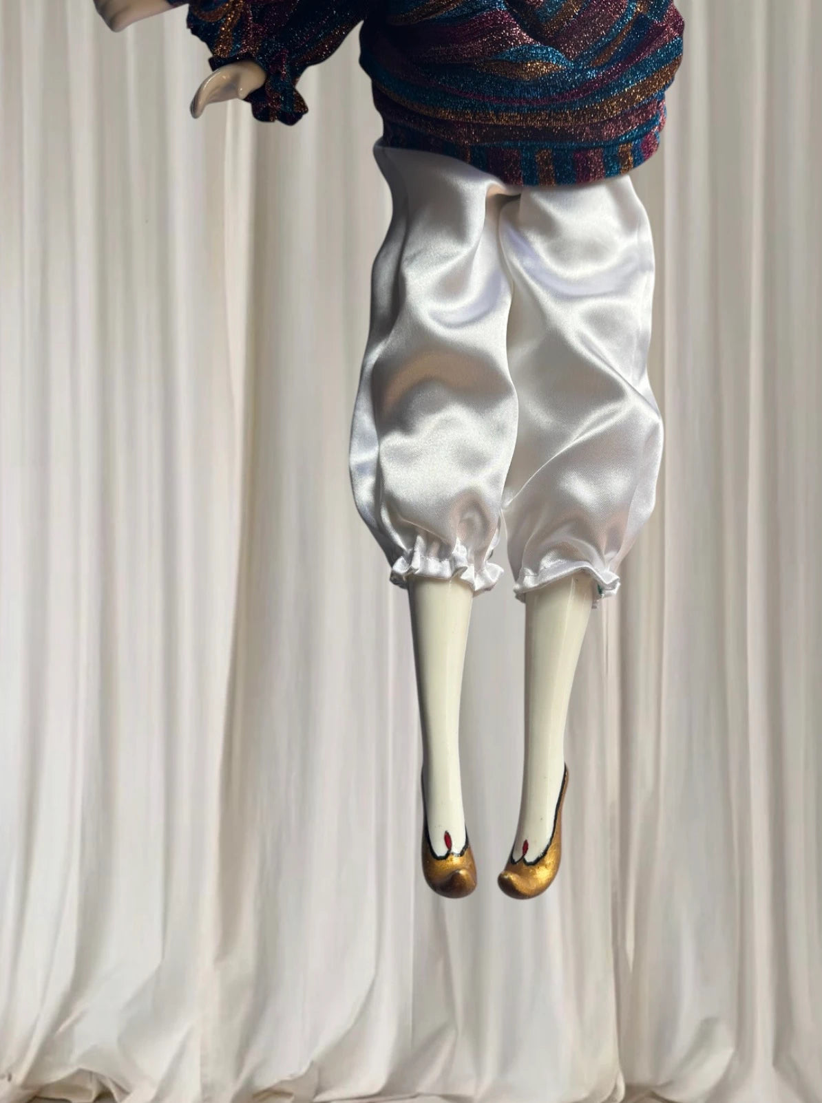 Fornasetti Musical Figurine - Vintage Pierrot Porcelain Collectible - Image 6