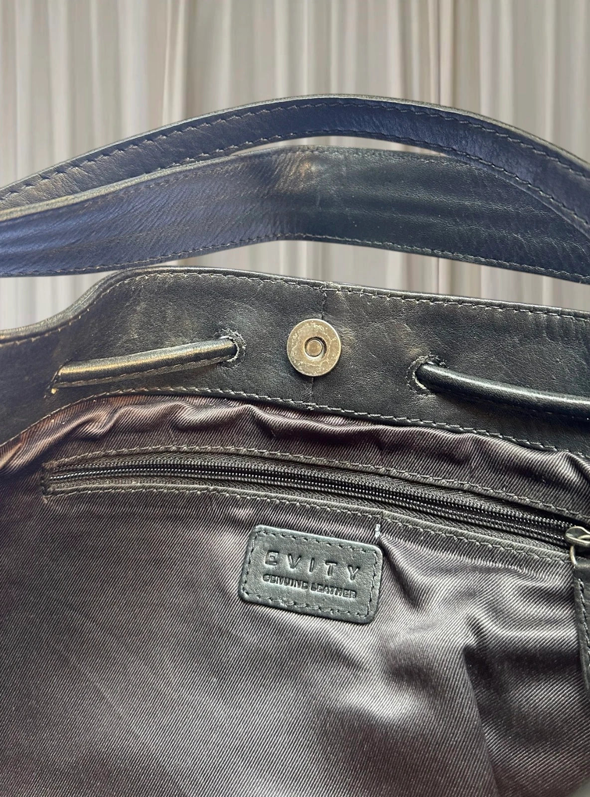 Evity Genuine Leather Bucket Bag - Vintage Black Crossbody Handbag - Image 5