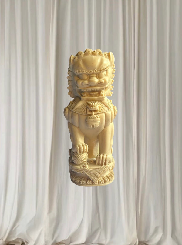 Chinese Foo Dog Guardian Lion Statue - Traditional Decorative Figurine - Image 1