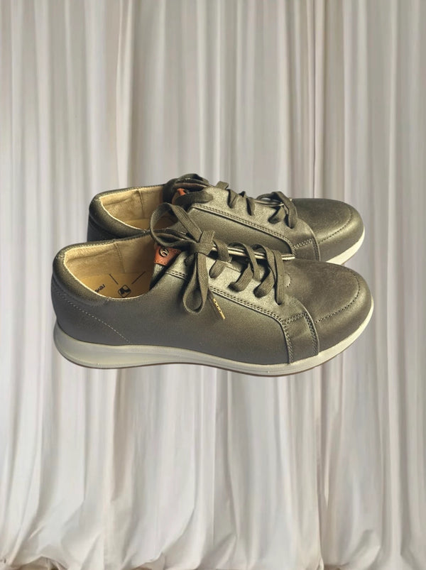 Revere Orthotic Friendly Sneakers - Khaki Metallic Leather Size 41 - Image 2