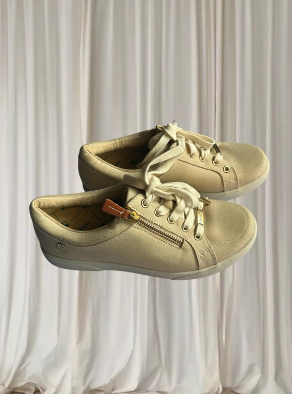 Revere Women's Orthotic Casual Sneakers - Beige Canvas Lace-Up Shoes Size 38 - Image 1
