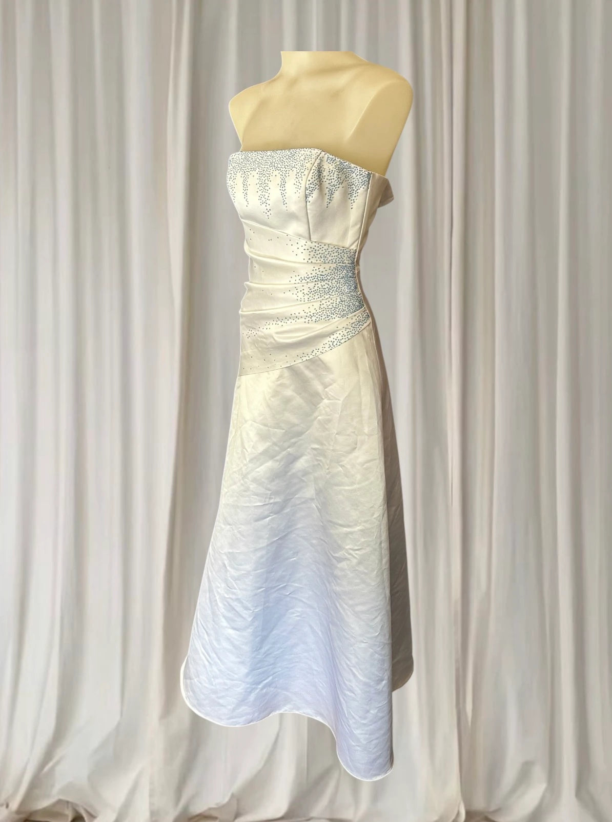 Mr K Strapless Satin Wedding Dress - Beaded Bodice Size 6 - Image 3