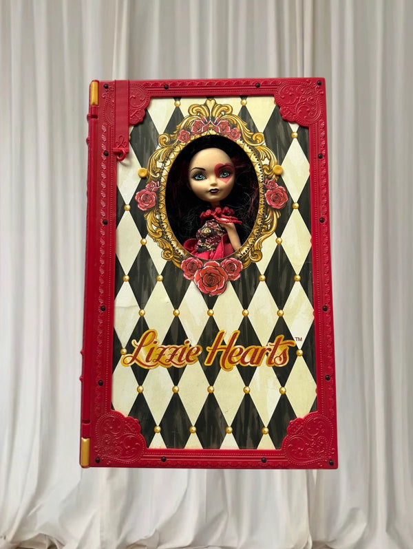 Mattel Ever After High Lizzie Hearts Doll - Way Too Wonderland Playset - Image 4