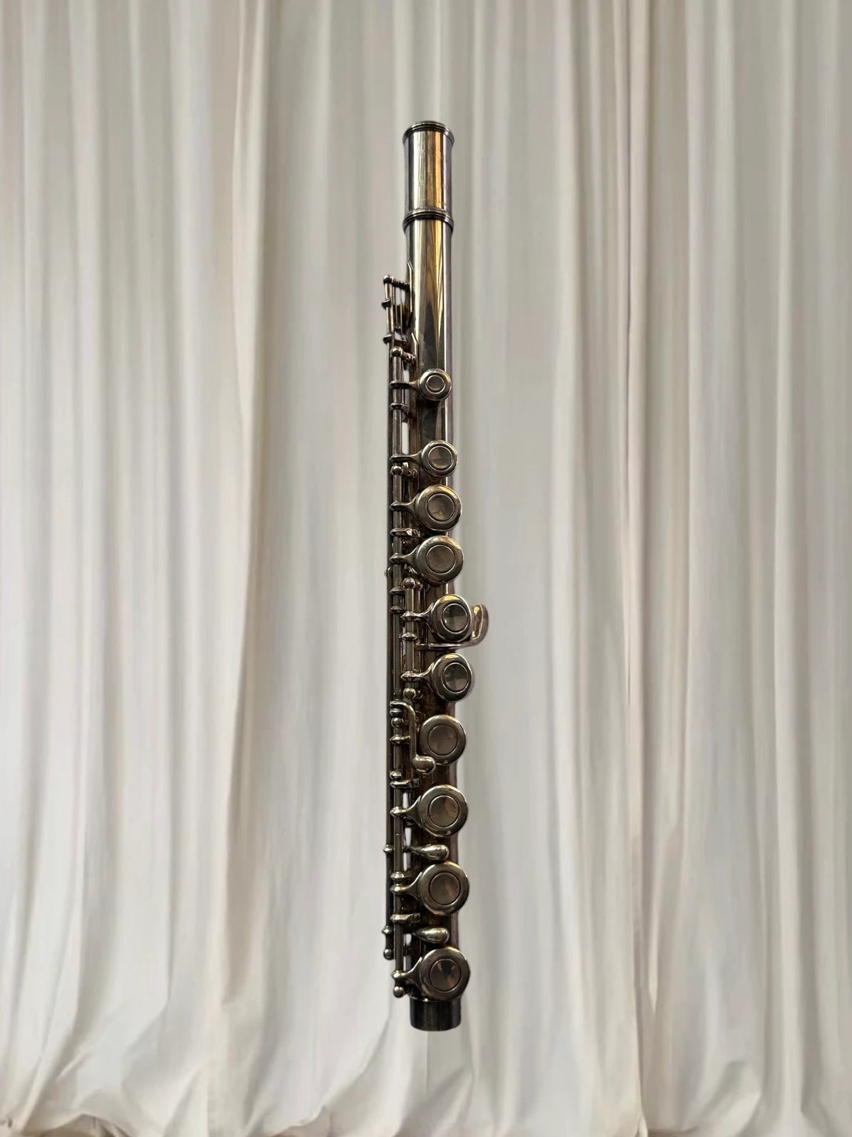 Yamaha Concert Flute - Premium Silver Plated Japanese Craftsmanship - Image 3
