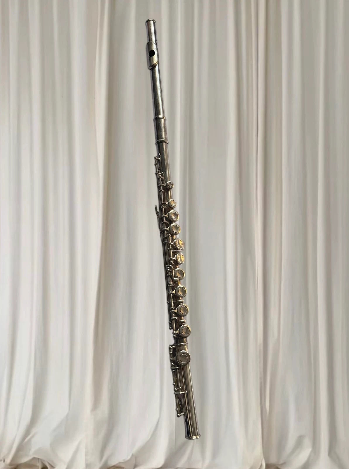 Yamaha Concert Flute - Premium Silver Plated Japanese Craftsmanship - Image 2