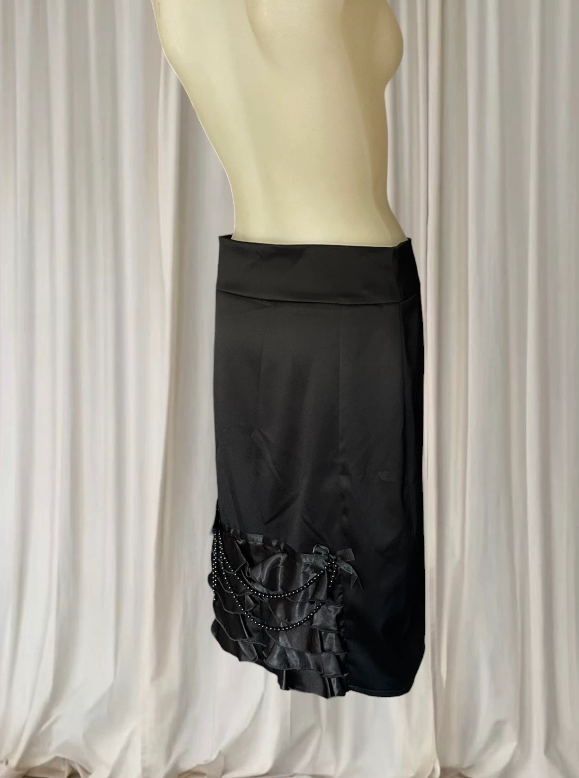 Kitten D'Amour Pencil Skirt - Elegant Black Satin With Ruffled Hem - Image 3