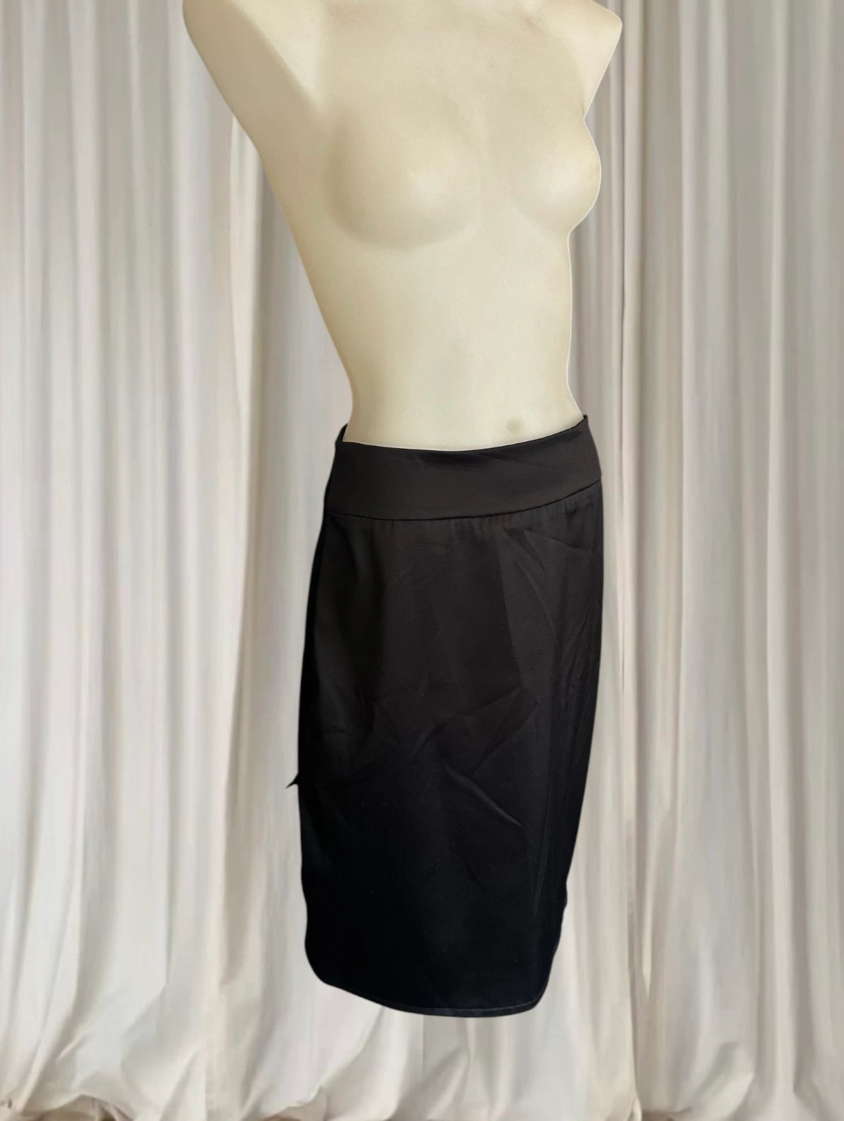 Kitten D'Amour Pencil Skirt - Elegant Black Satin With Ruffled Hem - Image 5