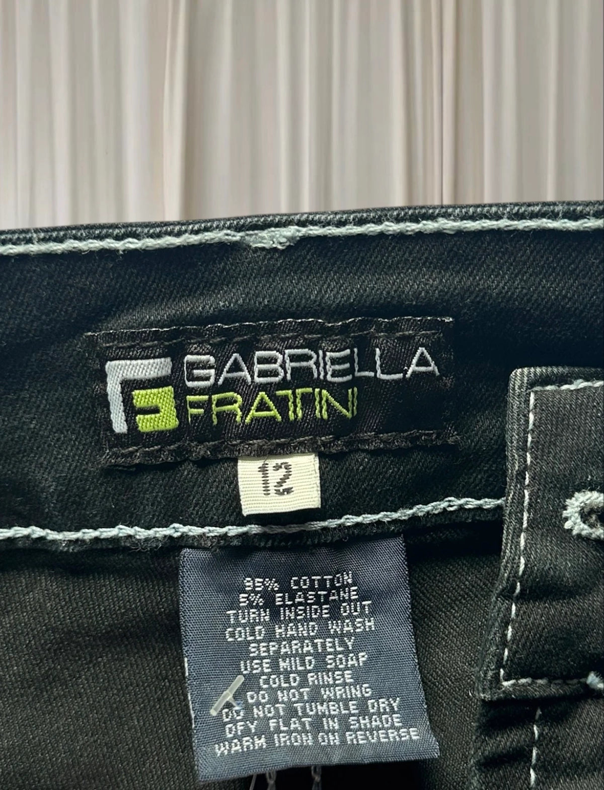 Gabriella Fratini Y2K Denim Shorts - Crown Patch Detail Size 12 - Image 6