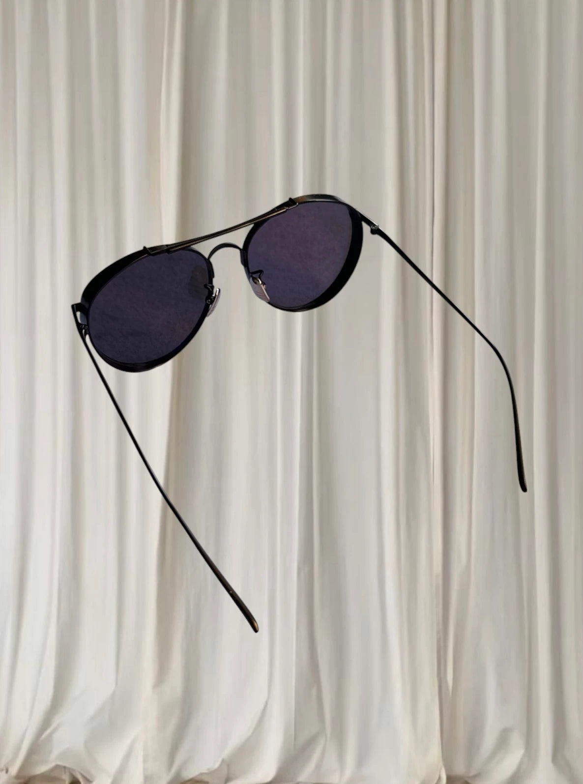 Gentle Monster Big Bully Sunglasses - Sleek Black Metal Round Mirror Frames - Image 3
