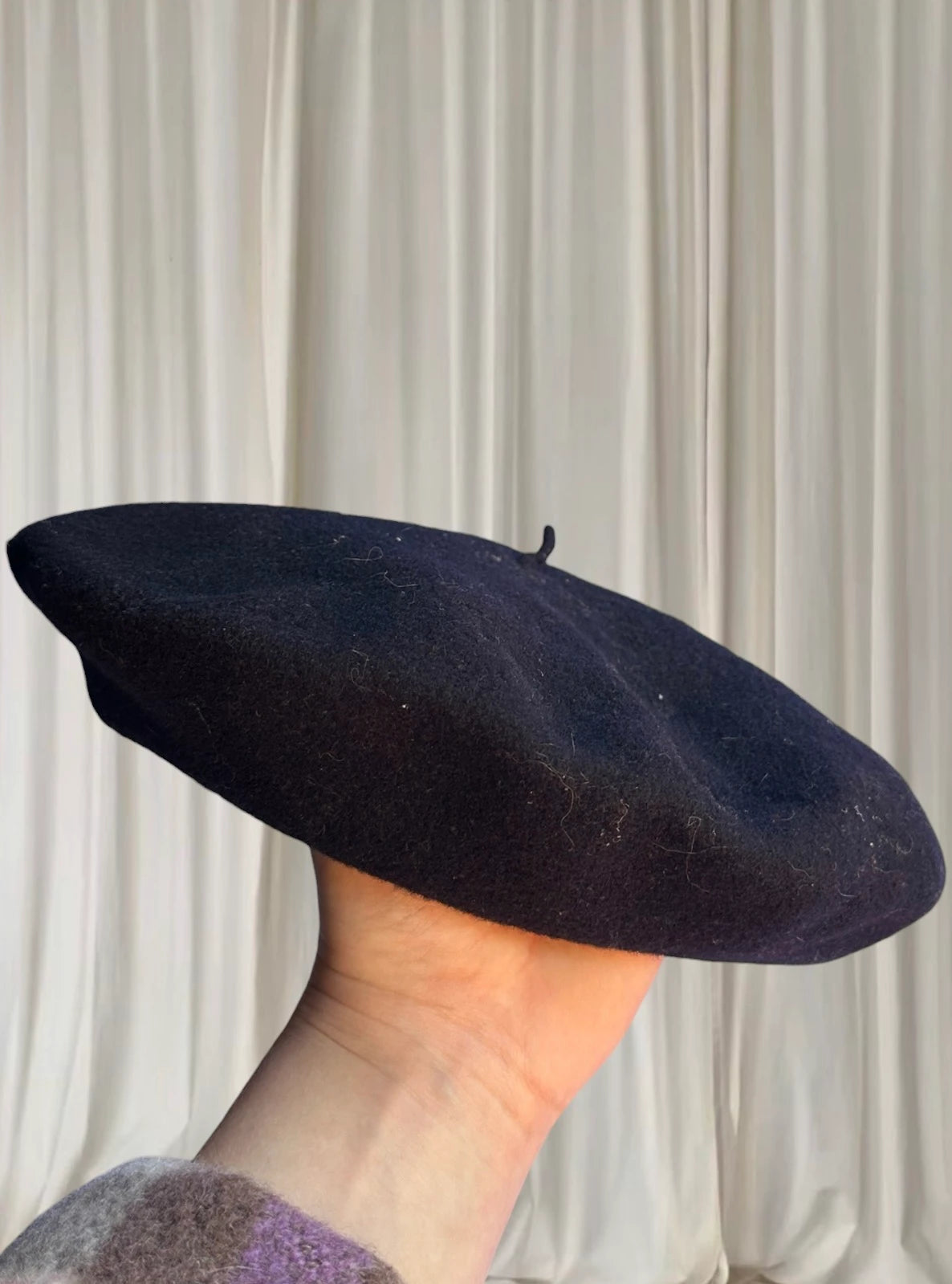Vrai Basque Classic Black Wool Beret - Image 2