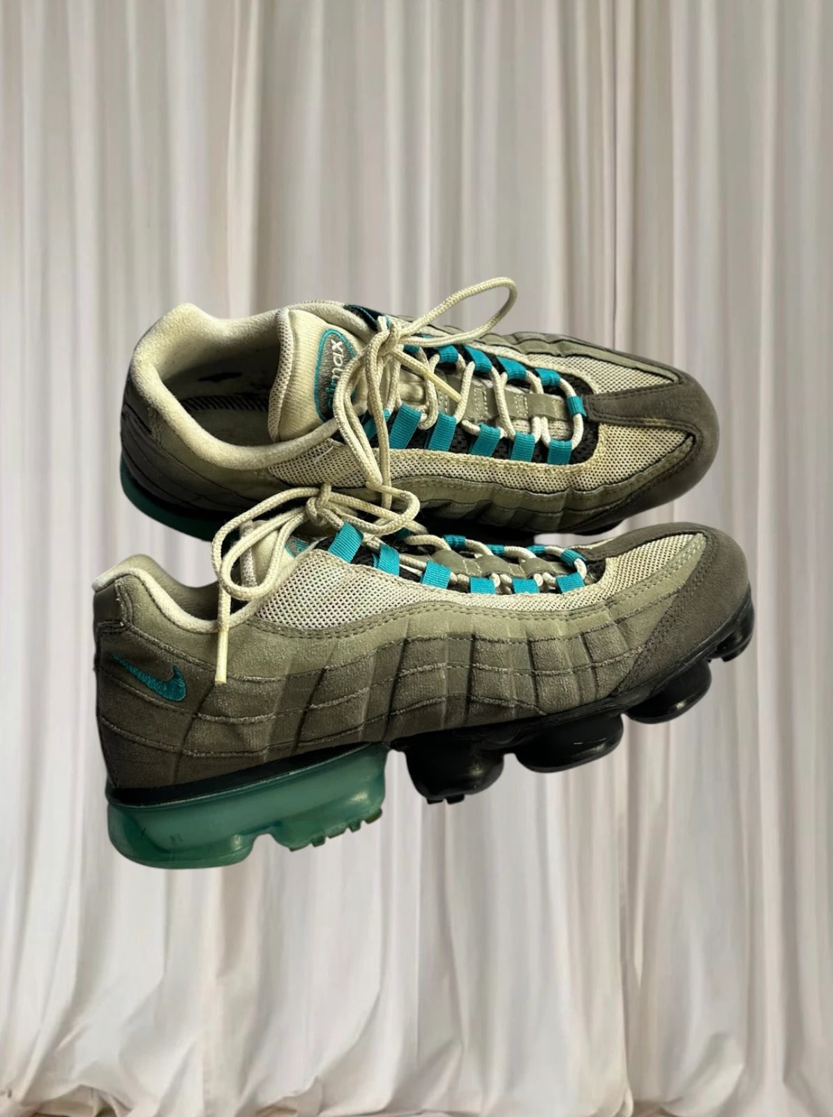 Nike Air VaporMax 95 Neo Turquoise Sneakers - AJ7292-002 US 9 - Image 1