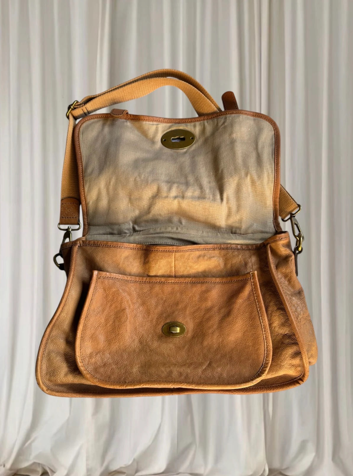 Fossil Vintage Reissue Messenger Bag - Tan Leather Satchel - Image 4