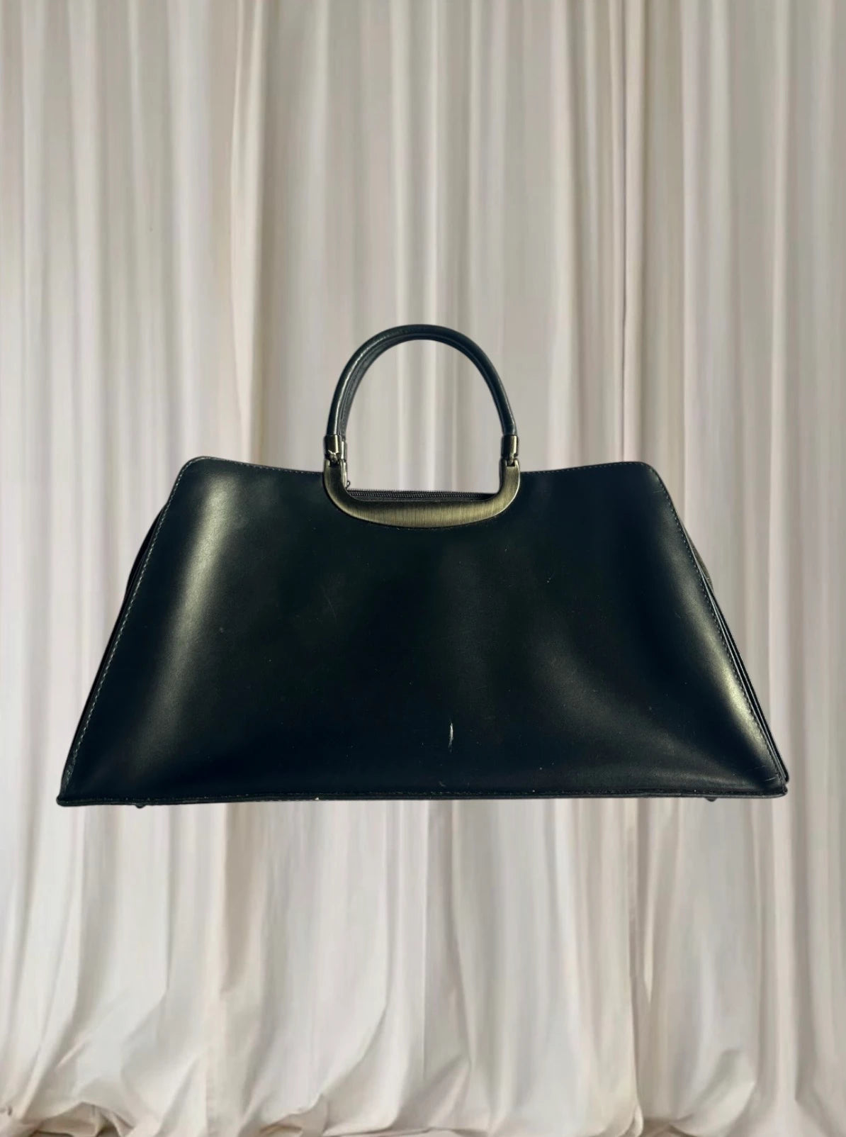 C.Valentino Vintage Structured Leather Handbag - Made In Italy - Image 3