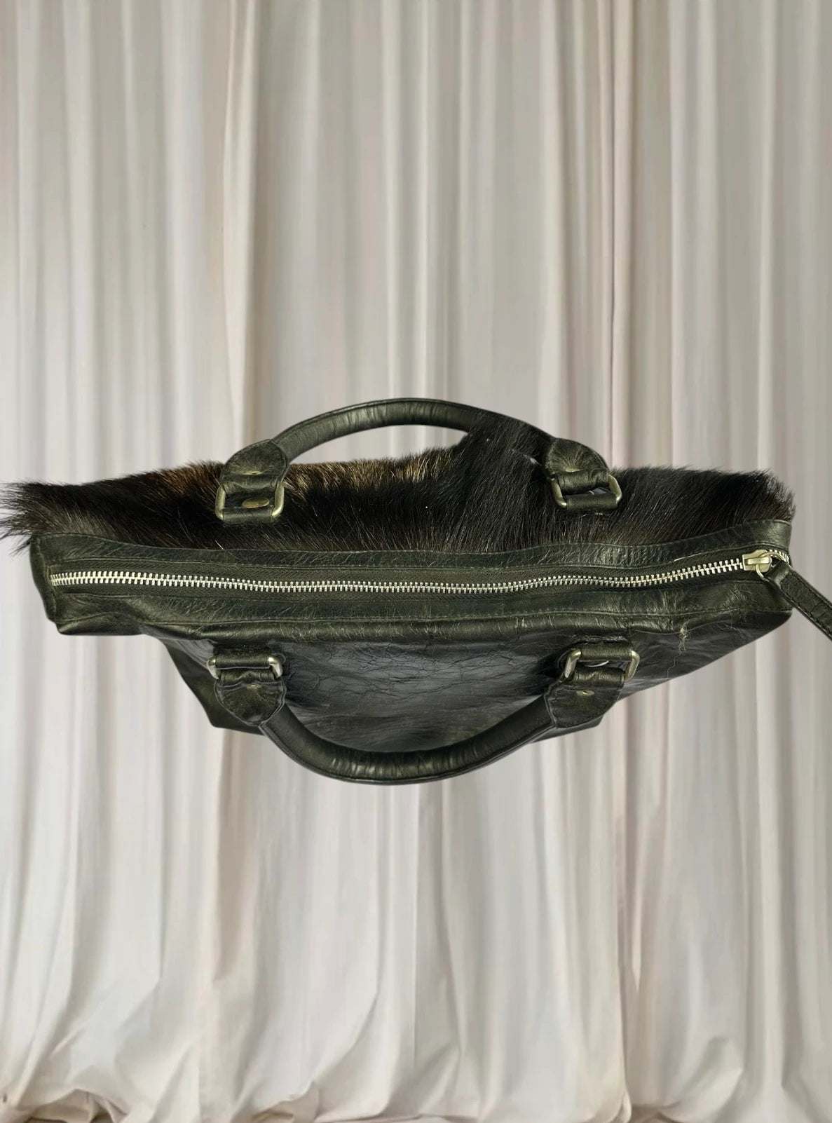 Zuzi Genuine Hair-On-Hide Leather Tote Bag - Textured Animal Print - Image 4