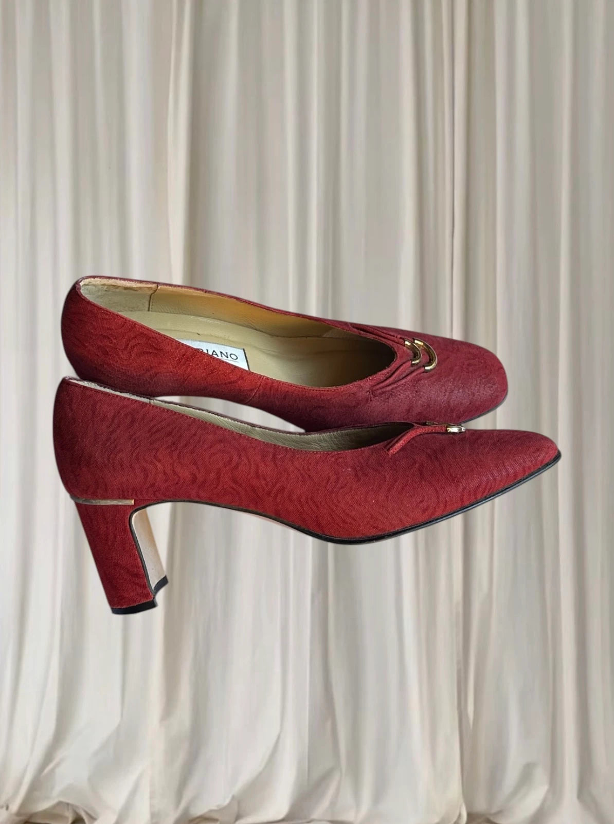 Floriano Italian Vintage Textured Kitten Heel Pumps - Elegant Gold Hardware 9 - Image 2