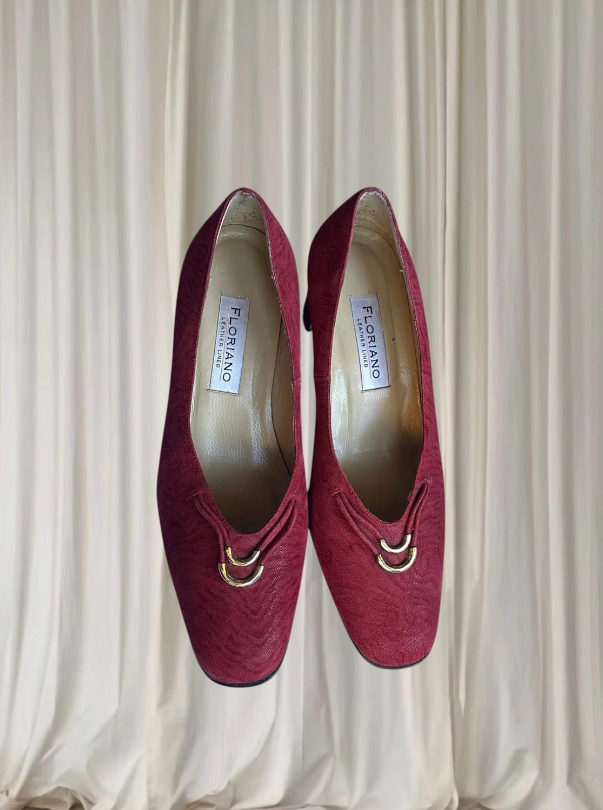 Floriano Italian Vintage Textured Kitten Heel Pumps - Elegant Gold Hardware 9 - Image 4