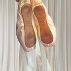 Bloch Ballet Pointe Shoes - Classic Pink Satin With Ribbons 5 1/2 - Image 3