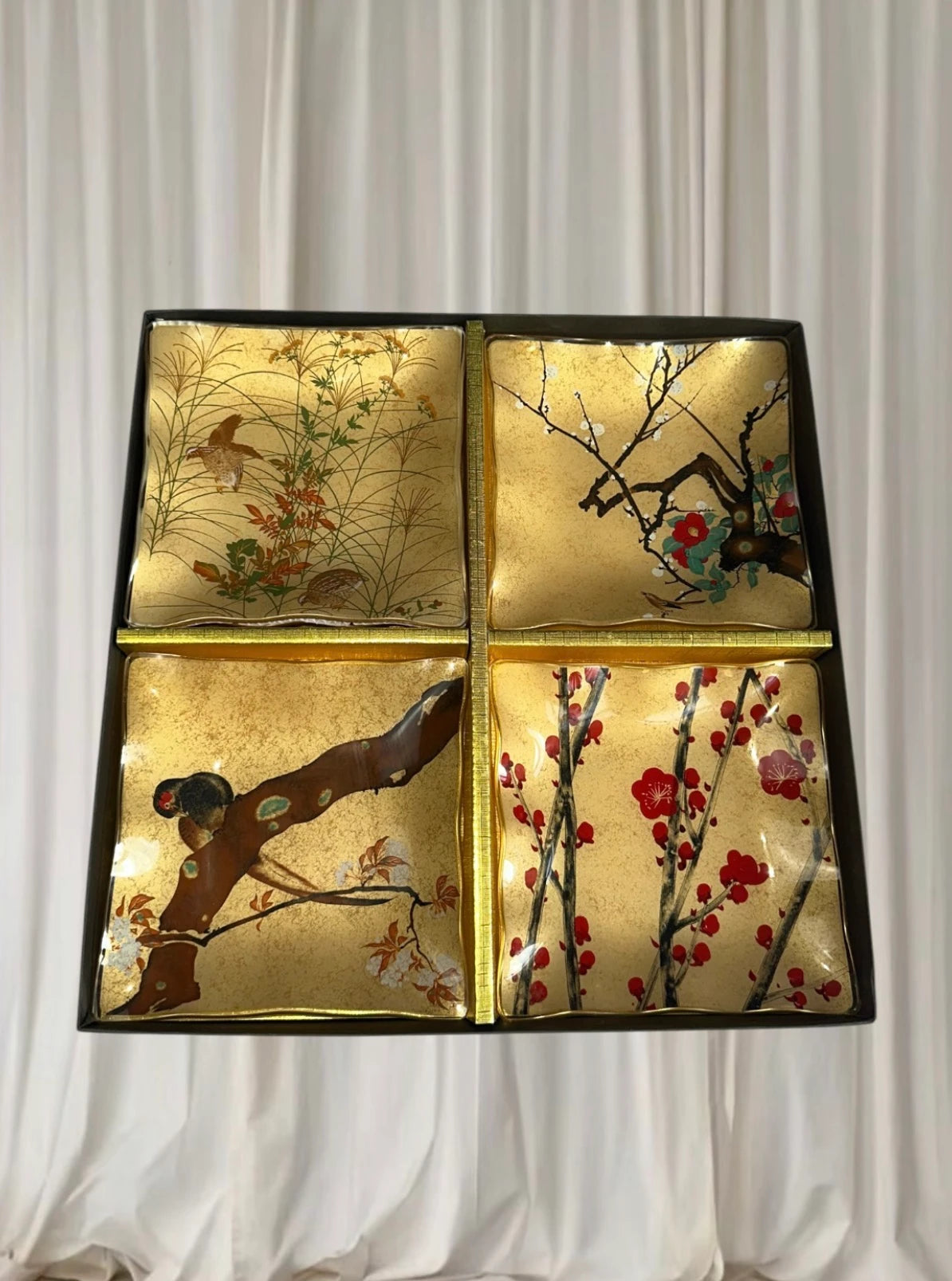 Heritage Artisans Japanese Lacquerware Plate Set - Vintage Gold Leaf Four Seasons Design - Image 1