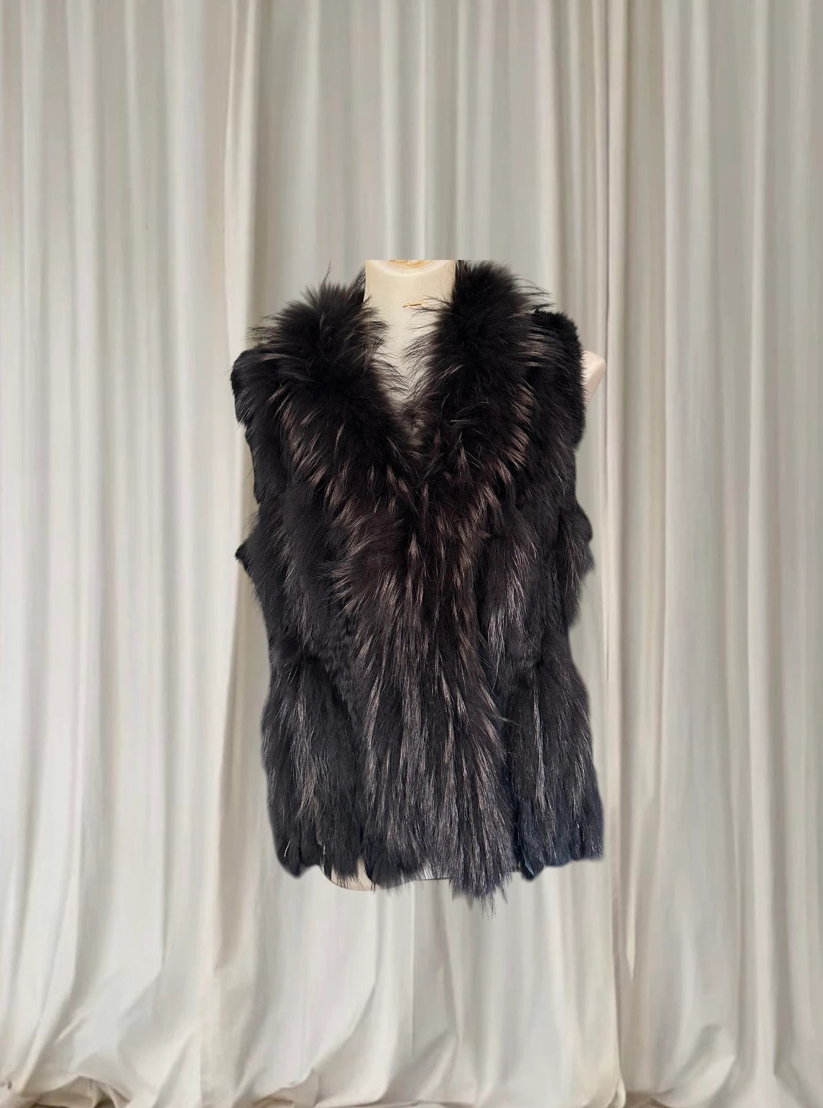 Jennifer Kate Rabbit Fur Vest - Luxurious Shaggy Layering Piece S-M - Image 2