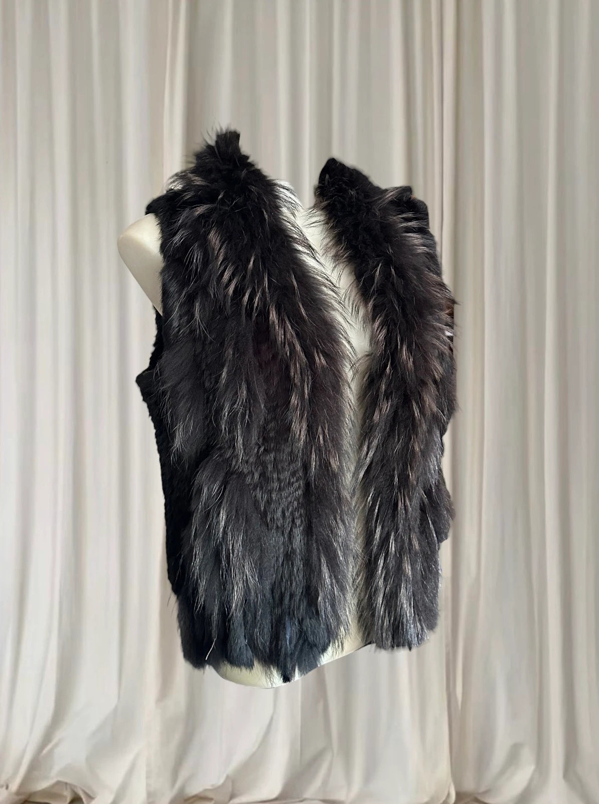 Jennifer Kate Rabbit Fur Vest - Luxurious Shaggy Layering Piece S-M - Image 3
