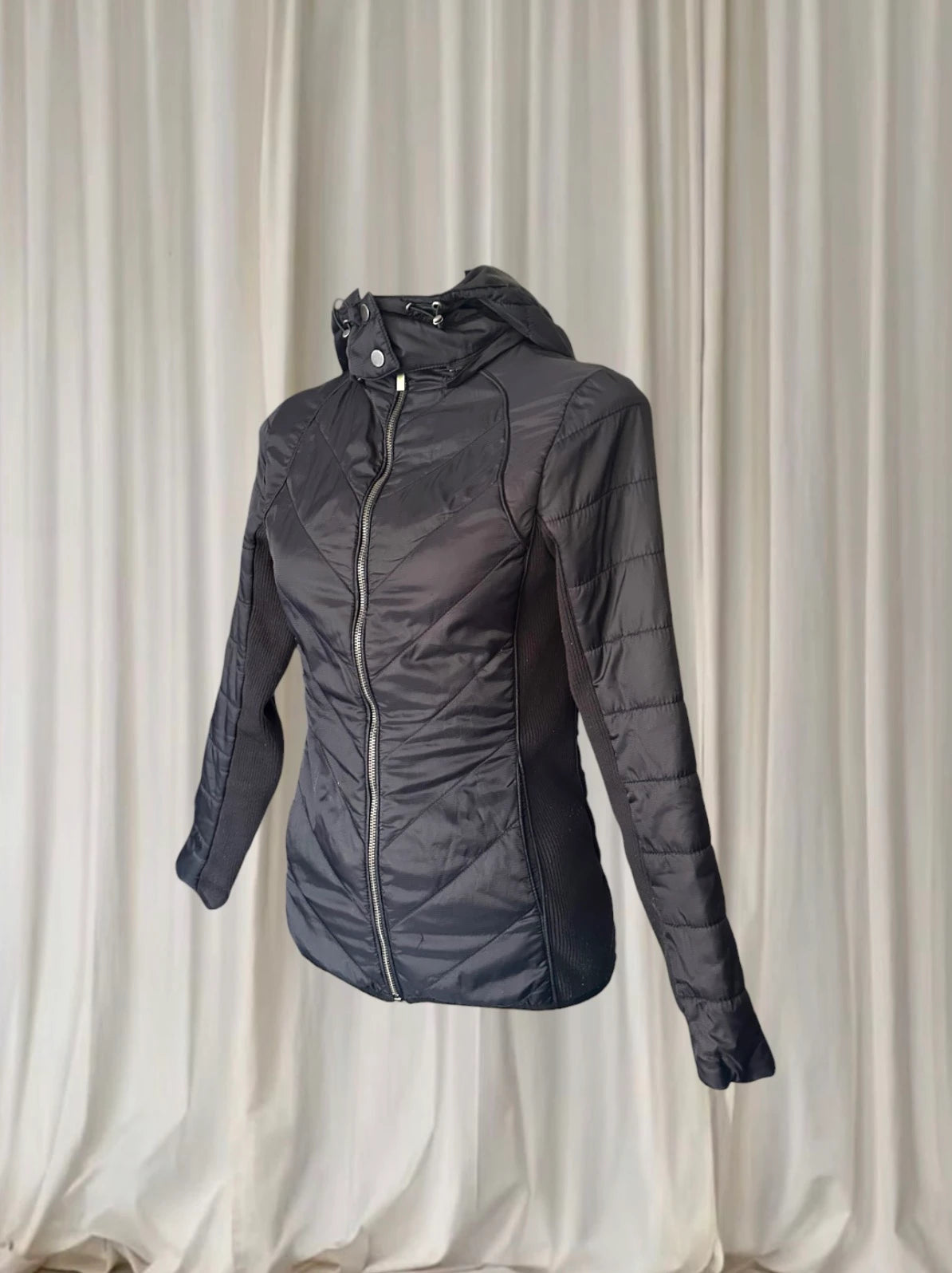 Jeanswest Flattering Lightweight Women's Black Puffer Outdoor Jacket AU6 - Image 6