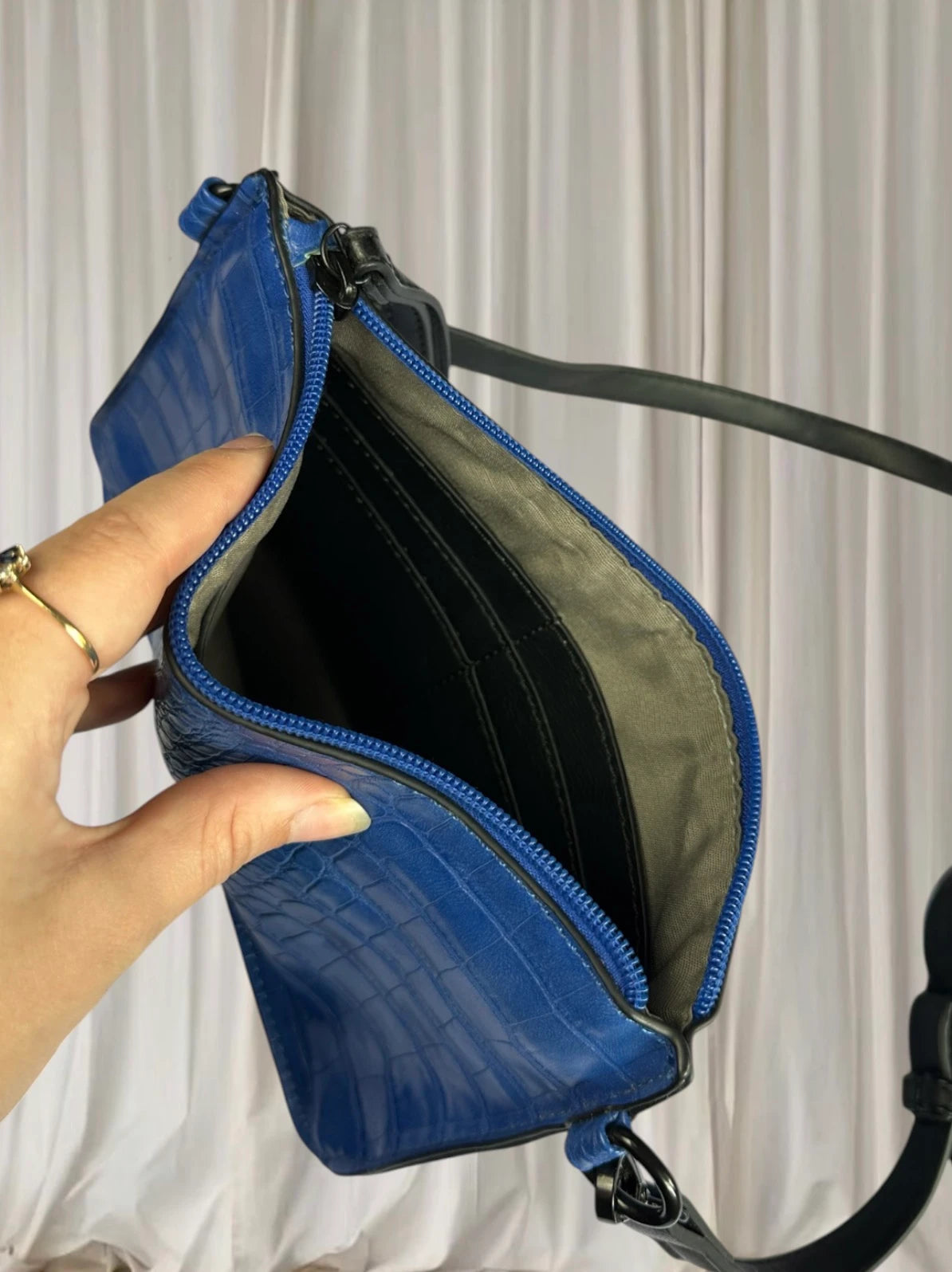 JAG Crossbody Bag - Vibrant Blue Croc Embossed Leather - Image 5